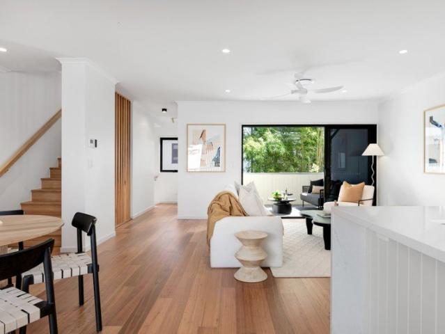 Townhouse for rent in Toombul, Queensland