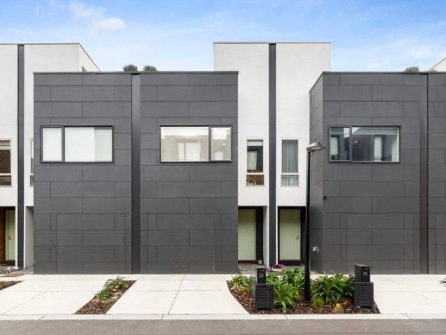 Townhouse for sale in Camerons Creek, Victoria