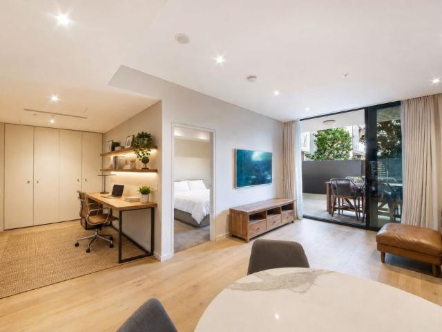 Apartment for rent in Lower North Shore, Sydney