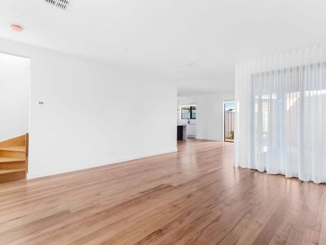 Townhouse for rent in Camerons Creek, Victoria