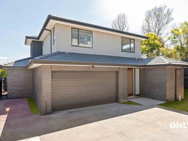 Townhouse for sale in Camerons Creek, Victoria