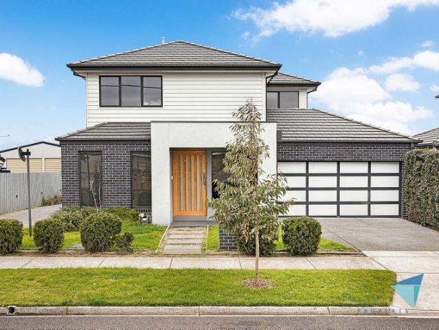 Townhouse for sale in Camerons Creek, Victoria