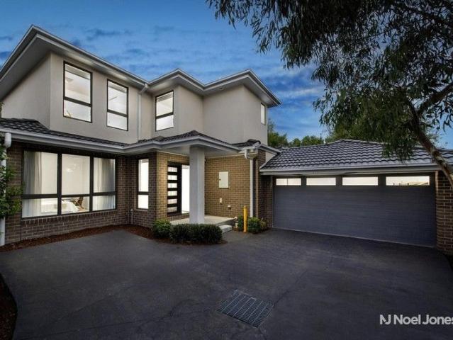 Townhouse for sale in Camerons Creek, Victoria
