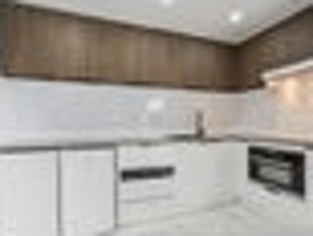 Townhouse for sale in Heathcote, Canterbury