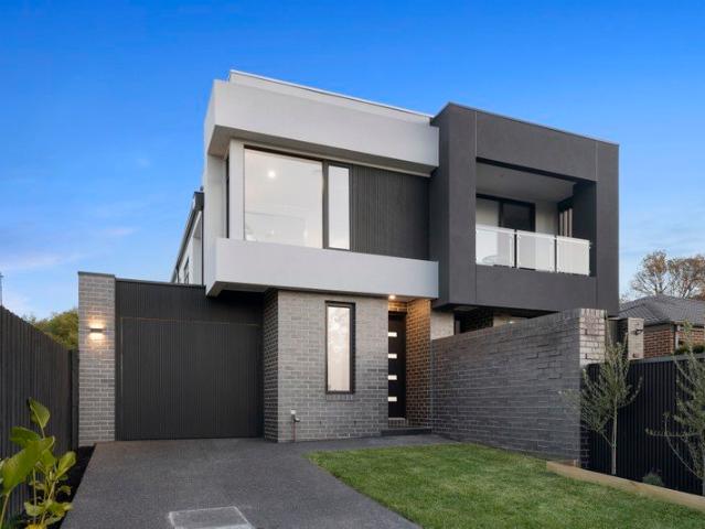 Townhouse for sale in Camerons Creek, Victoria