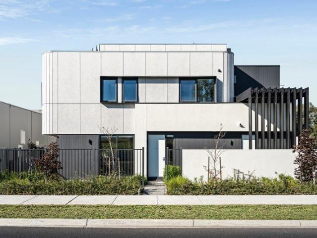 Townhouse for sale in Camerons Creek, Victoria