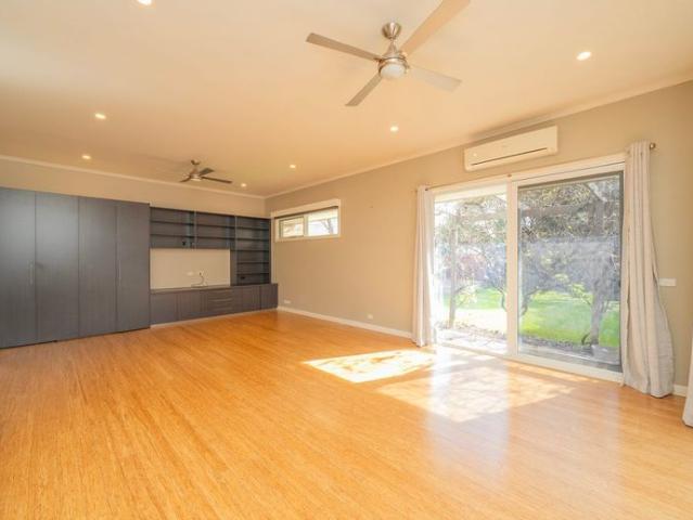 House for rent in Blackburn North, Melbourne