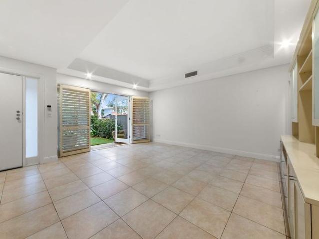 Townhouse for rent in Sydney, New South Wales