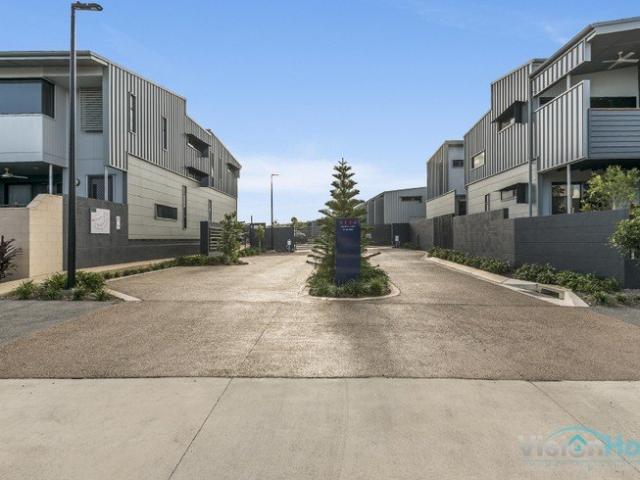 Townhouse for rent in Toombul, Queensland