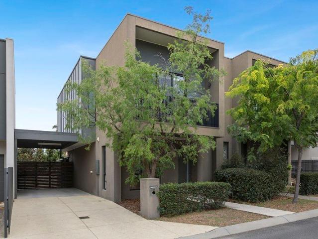 Townhouse for rent in Camerons Creek, Victoria