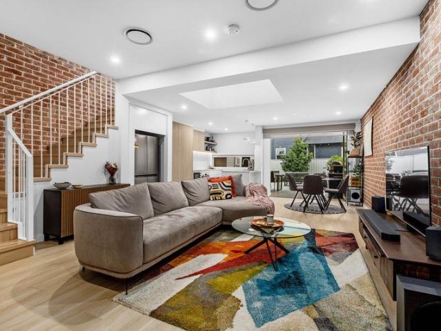 Townhouse for sale in Sutherland, New South Wales