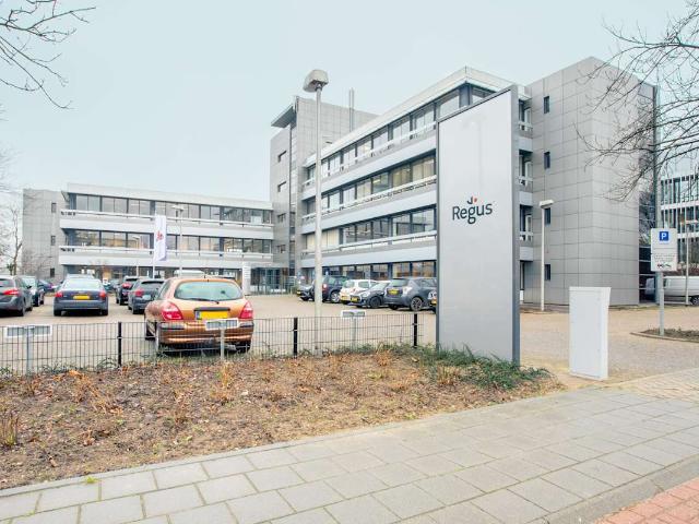 Bedrijfspand te huur in Tiel