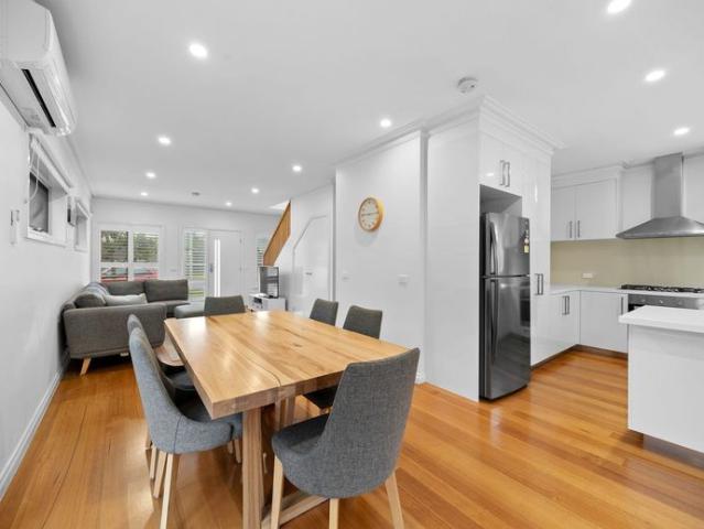 Townhouse for rent in Camerons Creek, Victoria
