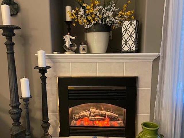 House for rent in Wedgewood, Alberta