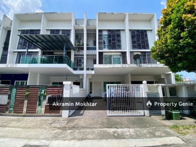 Terraced House for sale in Country Heights Damansara, Kuala Lumpur