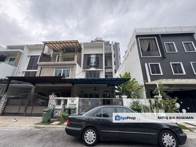 House for sale in Country Heights Damansara, Kuala Lumpur