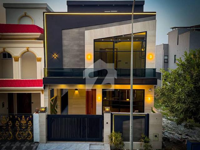 House for sale in لاہور, لاہور ڈویژن