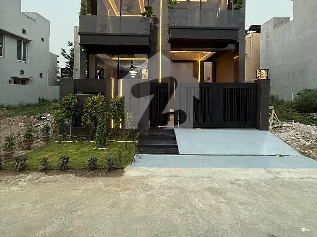 House for sale in لاہور, لاہور ڈویژن