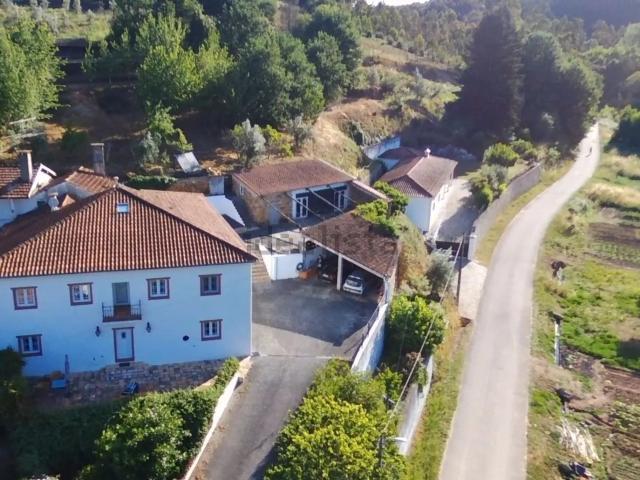 Casa venda em Lourinha de Cima, Mortágua