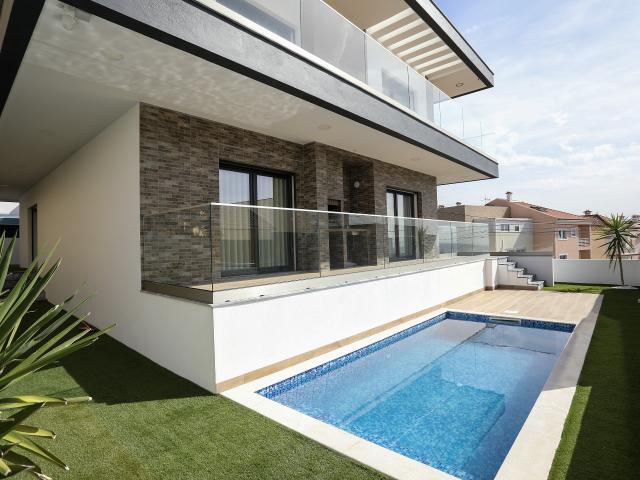 Casa venda em Bairro do Saramagal, Famões