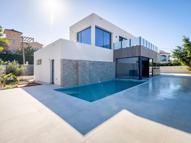 Casa en venta en Pla Parcial Platja, L'alfàs Del Pi