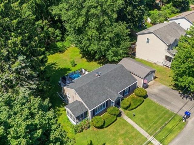 House for sale in Cumberland, Rhode Island