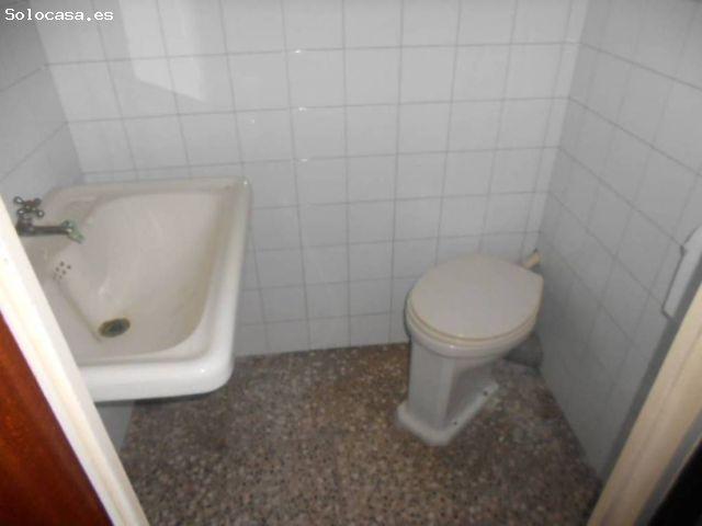 Local Comercial en alquiler en Centre Històric de Manresa, Bages