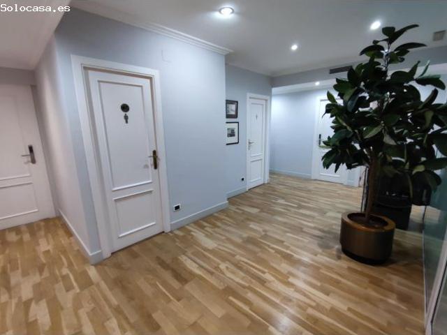 Local Comercial en alquiler en Eixample, Barcelonès