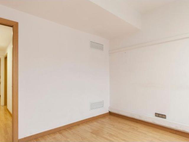 Local Comercial en alquiler en Eixample, Barcelonès