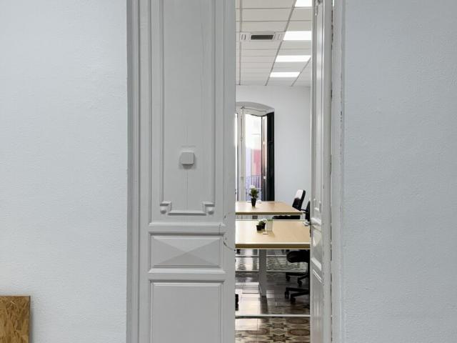 Oficina en alquiler en Almedina, Almería