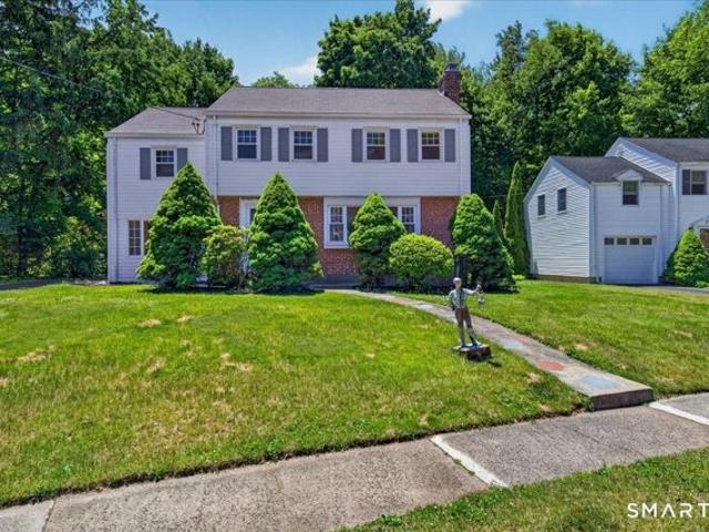 House for sale in Hamden, Connecticut