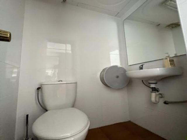 Local Comercial en venta en Baix Llobregat, Catalunya