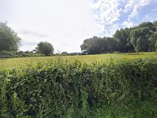 Terrain vente à Boulogne-sur-Mer, Desvres