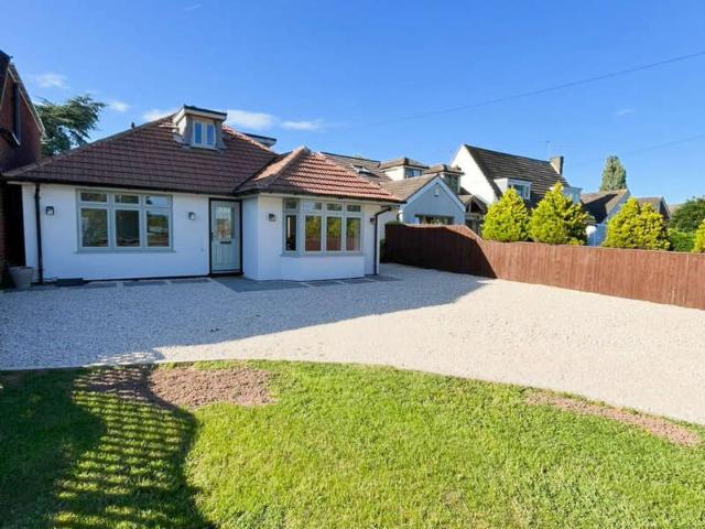 Bungalow for sale in Barton, Leicestershire