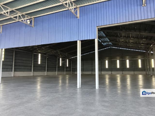 Warehouse for sale in Malaka