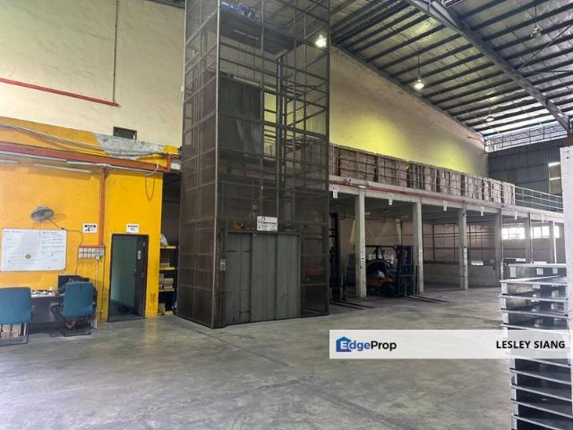 Warehouse for rent in Bandar Johor Bahru, Johor