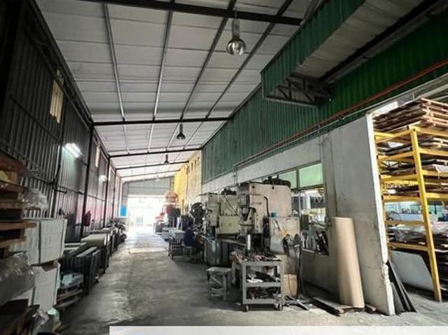 Warehouse for sale in Petaling, Alam Impian