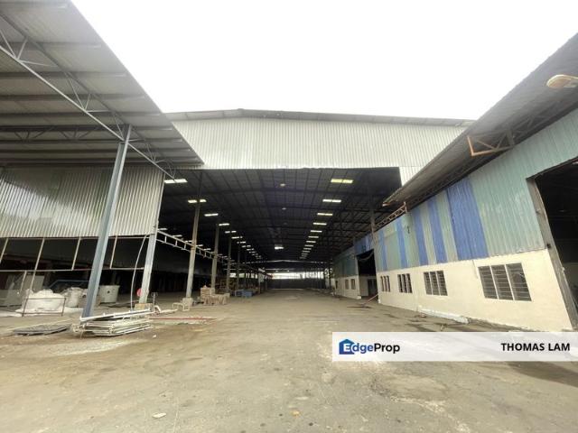Warehouse for rent in Malaka