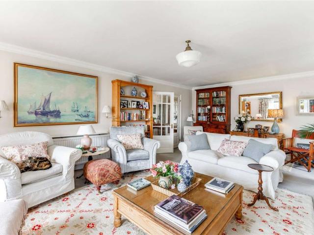 House for rent in Dorney Reach, Buckinghamshire