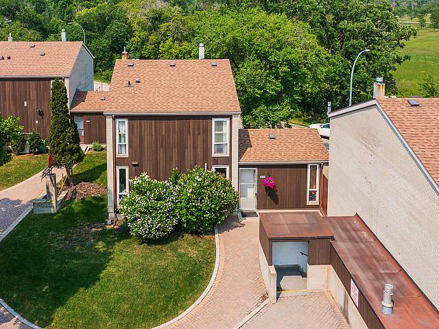 Condo for sale in East St. Paul, Manitoba