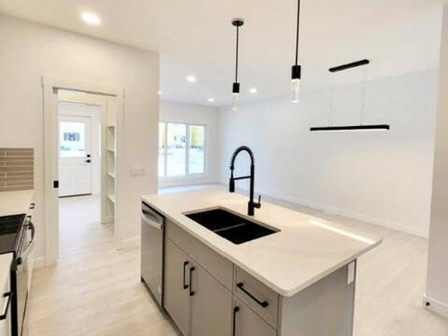 House for sale in Wedgewood, Alberta