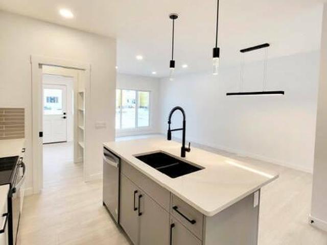 House for sale in Wedgewood, Alberta