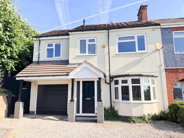 Farm for sale in Stretton Baskerville, Barton