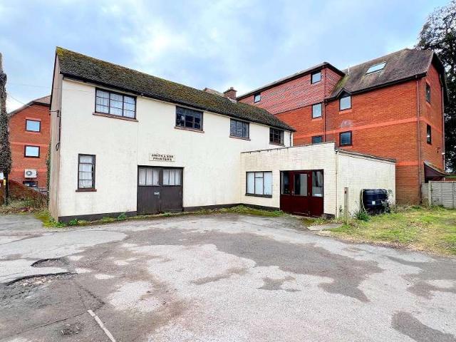 Farm for sale in Old Milton, Ashurst Bridge