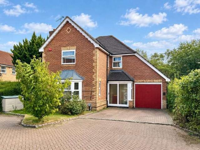 Farm for sale in Old Dean, Heol-las