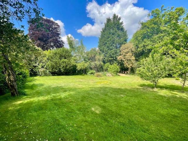 Farm for sale in Hurst Green, Tandridge