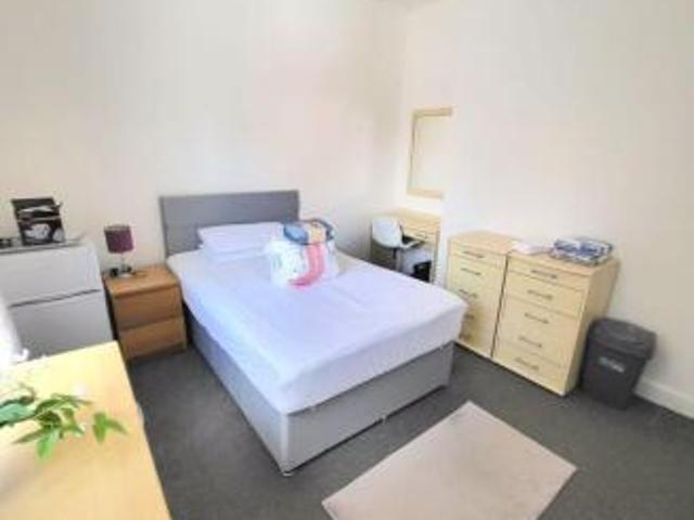 Farm for rent in Winton, Salford