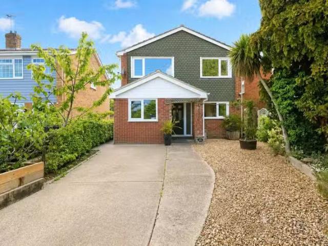 House for rent in Marland, Burnedge