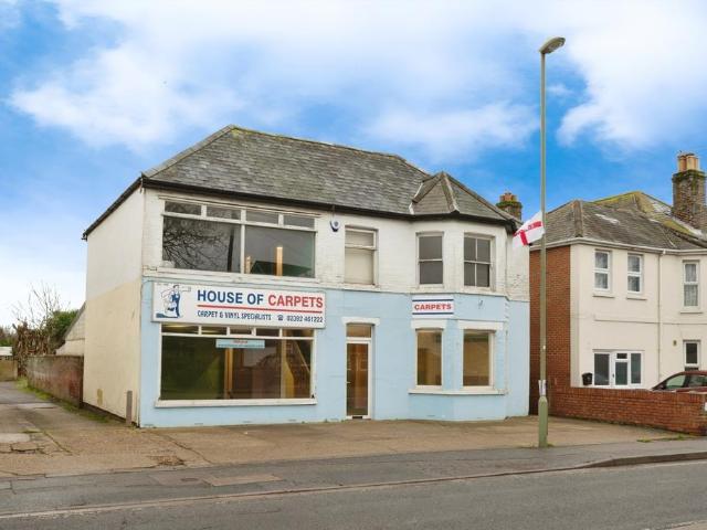 House for sale in Spring Vale, Hampshire