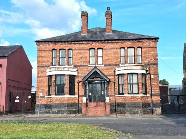 House for sale in Hammond Street
